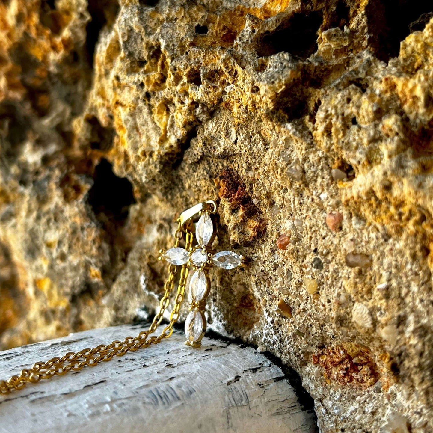 Collier Croix Chrétien Irène