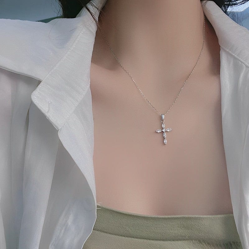 Collier Croix Chrétien Irène